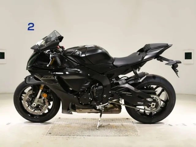 Yamaha YZF-R1 2025, чёрный, фото 2
