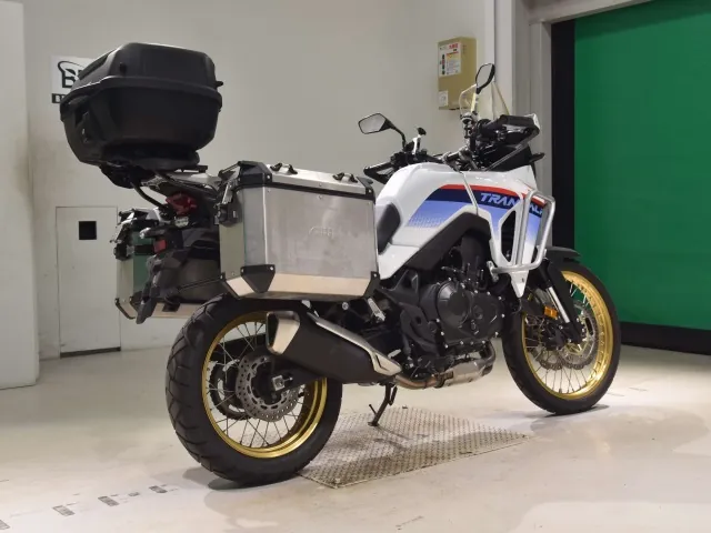 Honda XL750 Transalp, белый, красный, синий, фото 5