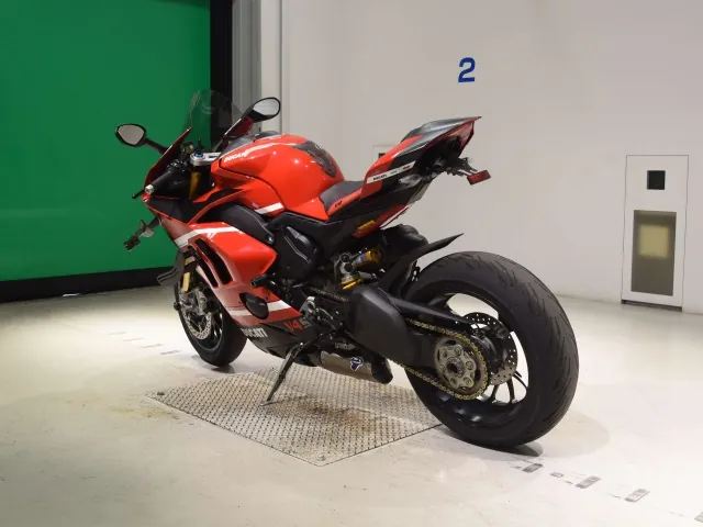 Ducati Paniga-Rev4S 2020, красный, фото 6