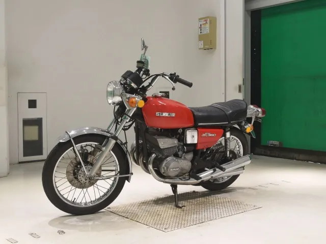 Suzuki GT380 2003, красный, фото 4