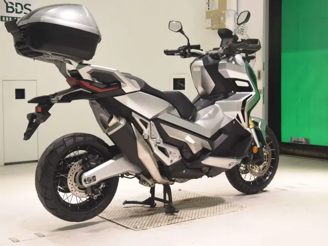 Honda X-ADV750 2017, серебристый, фото 5