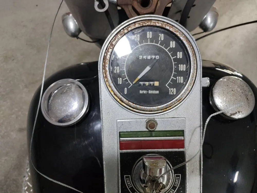 Harley-Davidson FLH1200 2010, чёрный, фото 5