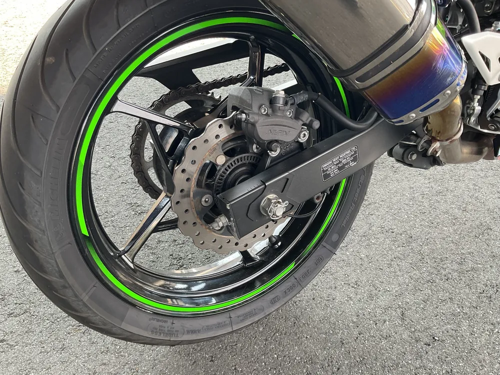 Kawasaki Ninja 400 2019, lime, фото 15