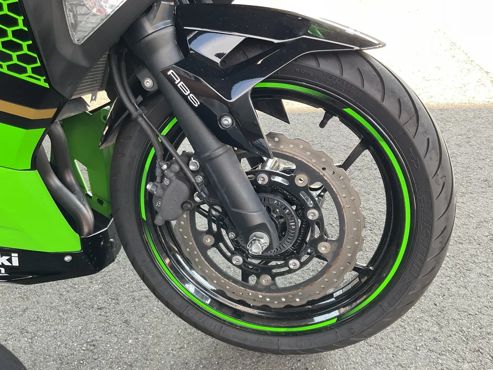 Kawasaki Ninja 400 2019, lime, фото 19