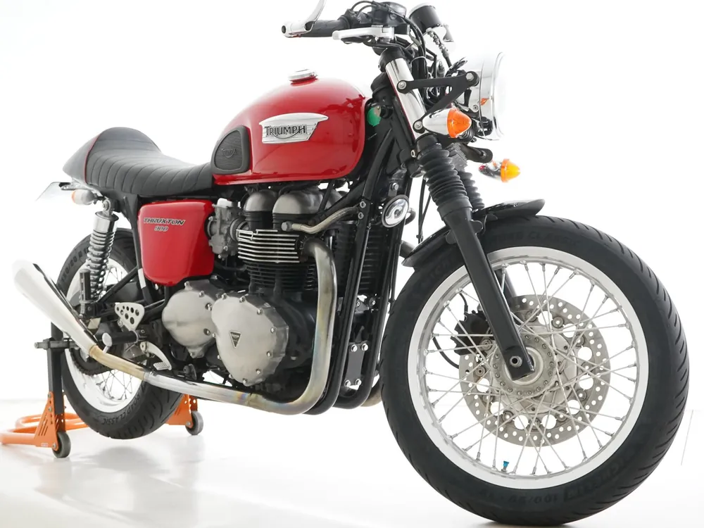 Triumph Thruxton 2008, красный, фото 4