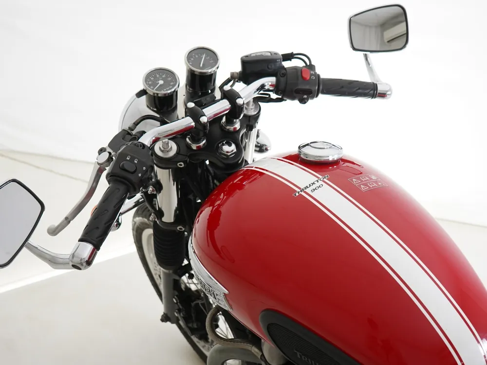 Triumph Thruxton 2008, красный, фото 9