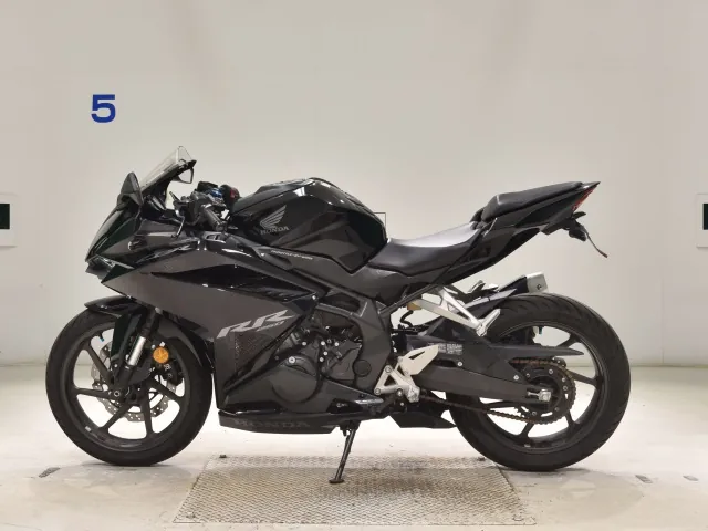 Honda CBR250RR, чёрный, фото 2