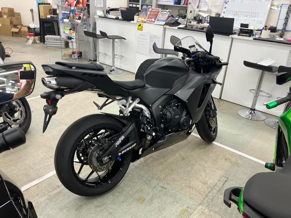 Honda CBR600RR 2024, mat black, фото 4