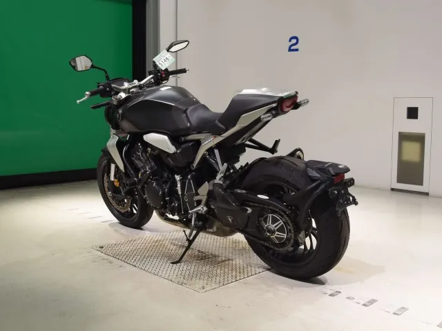 Honda CB1000R 2021, matt black, фото 6