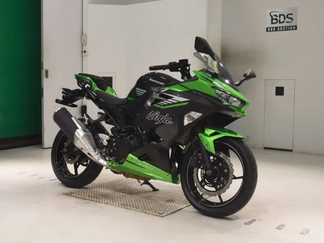 Kawasaki Z400, black | green, фото 3