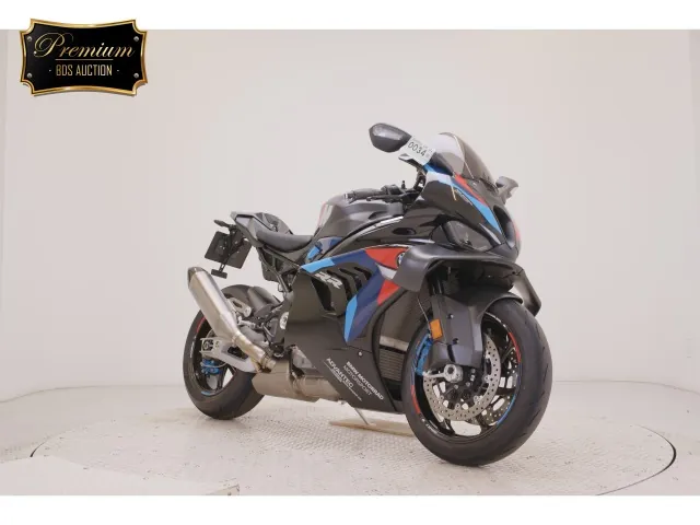 BMW M1000Rr 2025, чёрный, красный, синий, фото 3