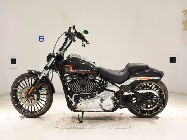 Harley-Davidson FXBR1920 2024, чёрный, фото 2