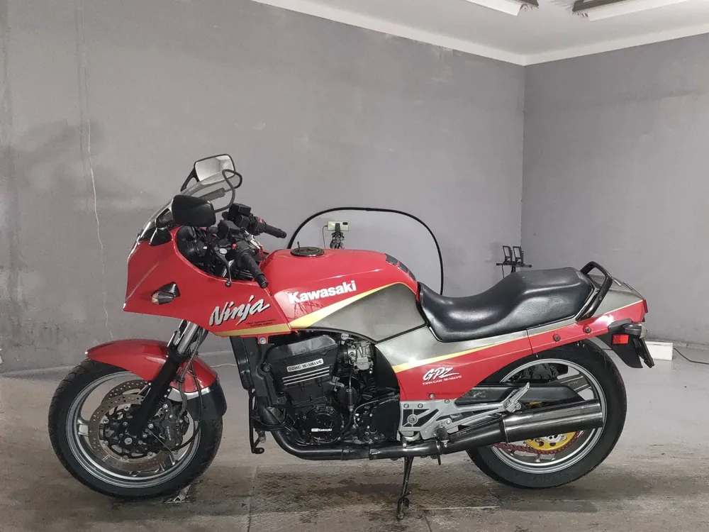 Kawasaki GPZ900R Ninja 2003, красный, фото 2