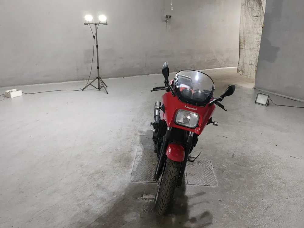 Kawasaki GPZ900R Ninja 2003, красный, фото 3
