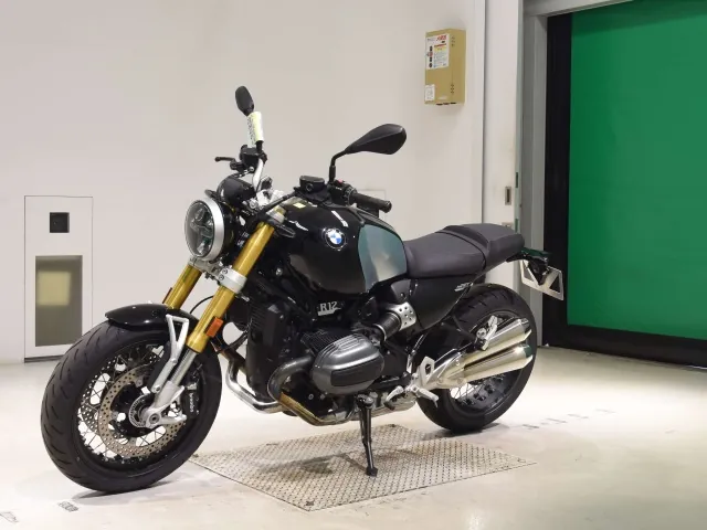 BMW R12nineT 2024, black | silver, фото 4