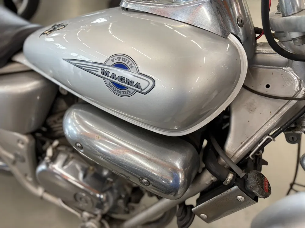 Honda V-Twin Magna 250, серебристый, фото 16