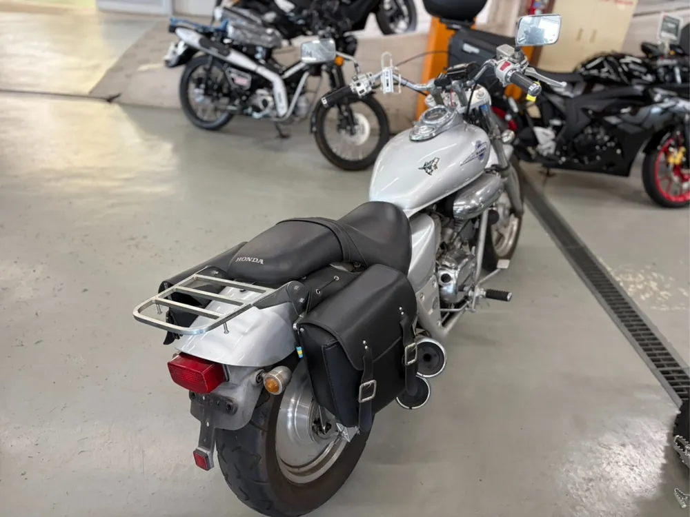 Honda V-Twin Magna 250, серебристый, фото 3