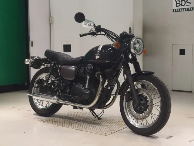 Kawasaki W800-2 2022, чёрный, фото 3