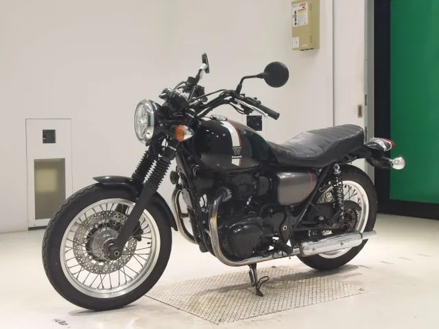 Kawasaki W800-2 2022, чёрный, фото 4