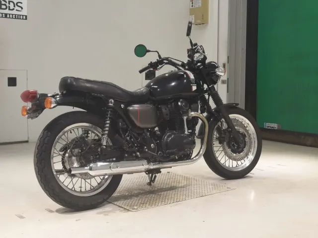 Kawasaki W800-2 2022, чёрный, фото 5