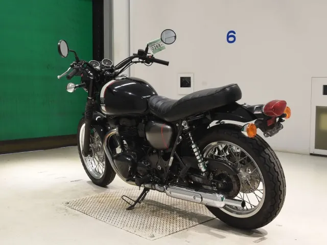 Kawasaki W800-2 2022, чёрный, фото 6