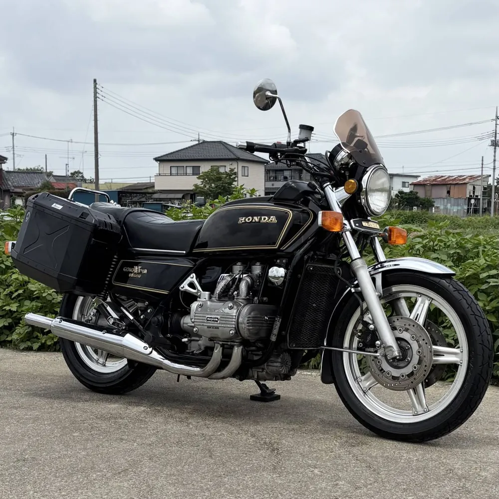 Honda GL1000 Gold Wing 1980: оппозитная «четвёрка», с которой началась династия — 1,11 млн ₽ с аукциона Японии