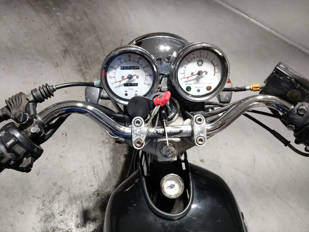 Yamaha SR400 2008, чёрный, фото 5
