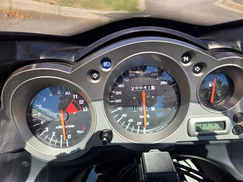 Kawasaki ZZ-R1200 2005, фото 6