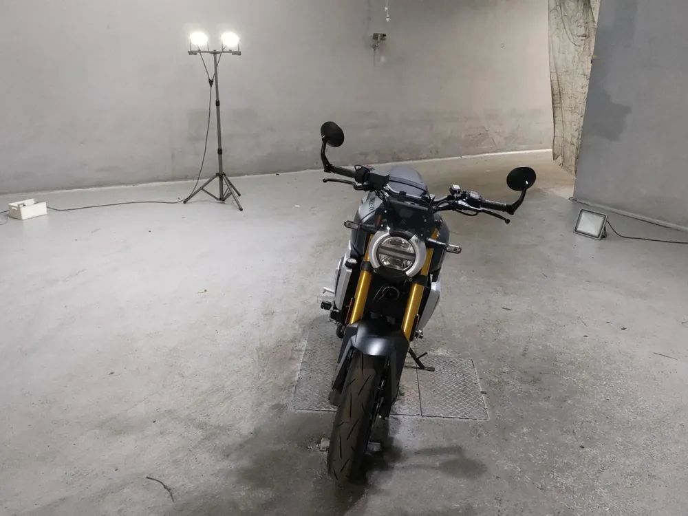 Suzuki Gsx-8T, серый, фото 3