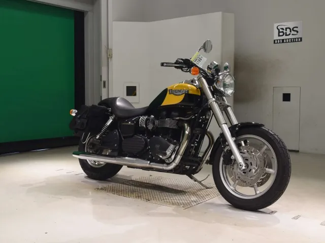 Triumph Speedmaster 2005, black | yellow, фото 3