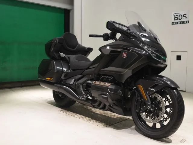 Honda GL1800 2026, black | gunmetal, фото 3