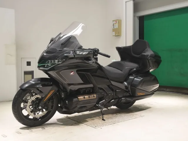 Honda GL1800 2026, black | gunmetal, фото 4