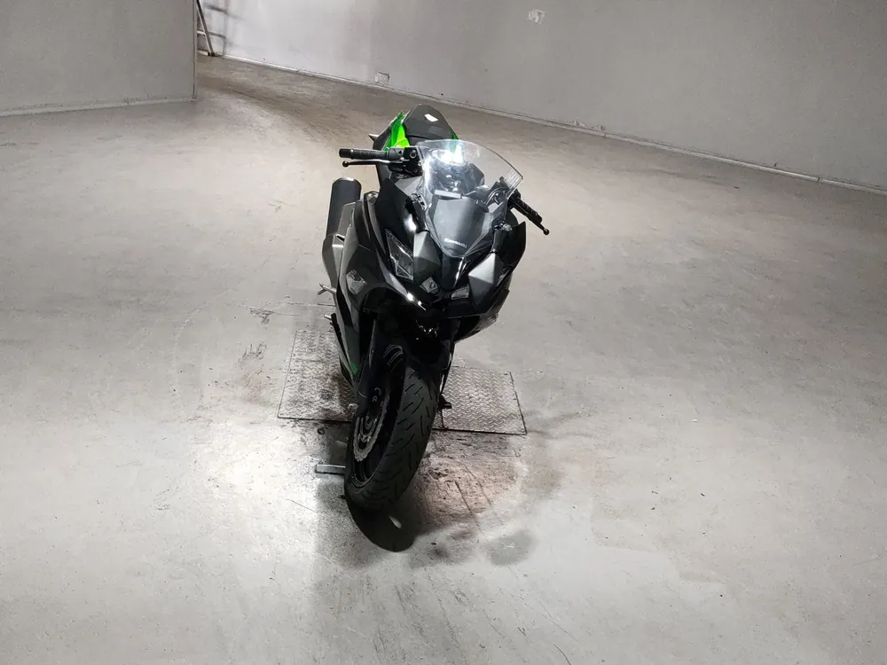 Kawasaki Z400 2024, black/gray, фото 3