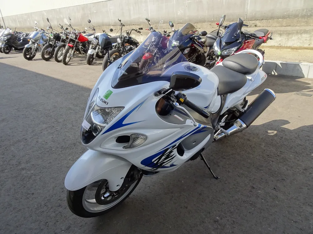 Suzuki GSX1300R 2010, белый, фото 4
