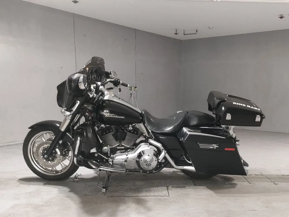 Harley-Davidson FLHX1450 2006, чёрный, фото 2