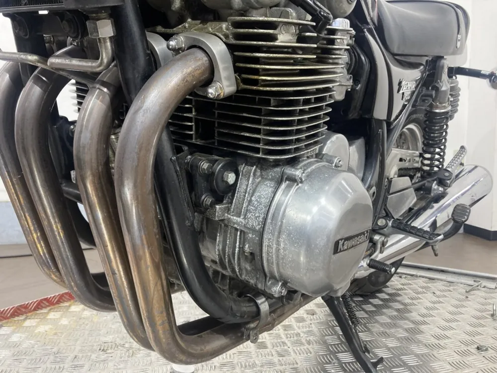 Kawasaki Zephyr750RS 2024, light brown / orange, фото 13