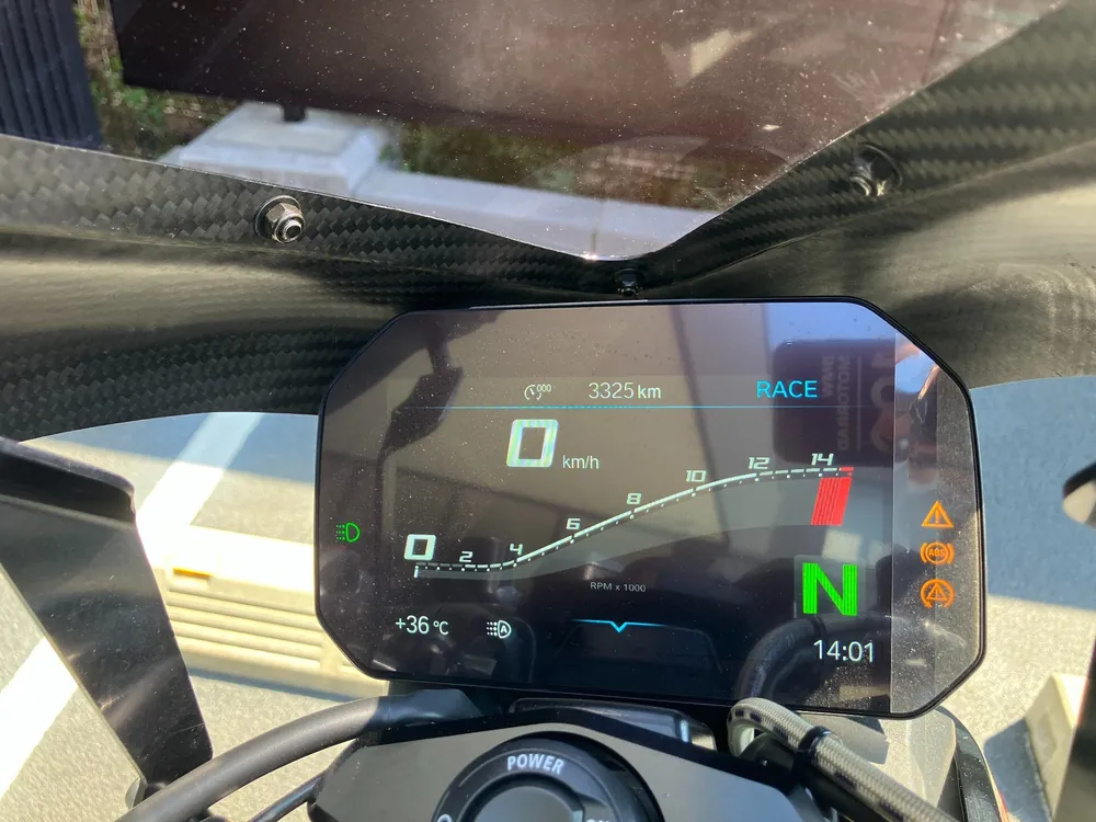 BMW M1000R 2024, чёрный, фото 2
