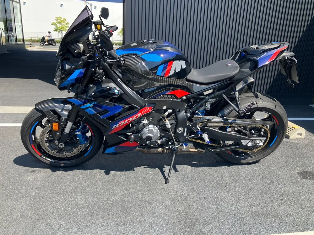 BMW M1000R 2024, чёрный, фото 3