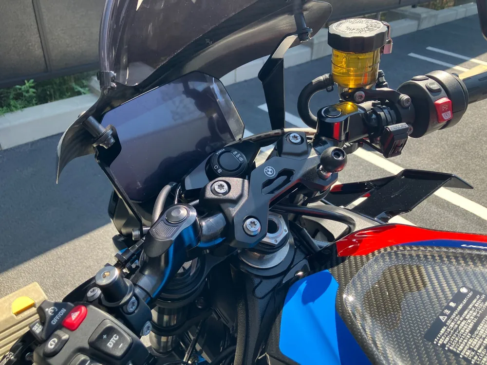 BMW M1000R 2024, чёрный, фото 7