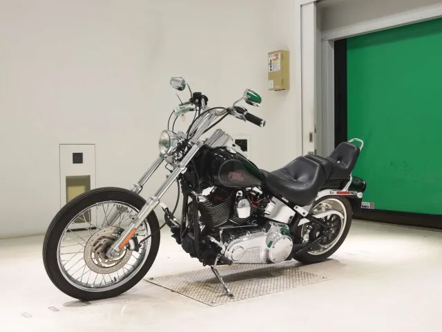 Harley-Davidson FXSTC1580 2006, чёрный, фото 4