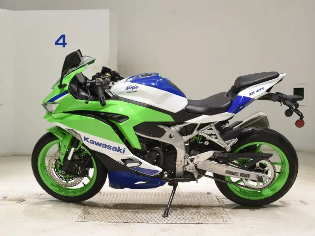 Kawasaki ZX-4R SE 2024, white | green, фото 2