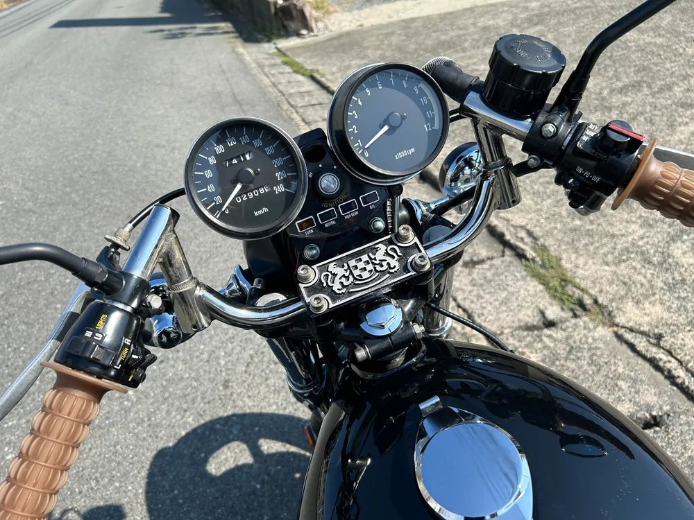 Kawasaki Z900 2025, чёрный, фото 3