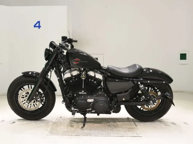 Harley-Davidson XL1200X 2021, чёрный, фото 2