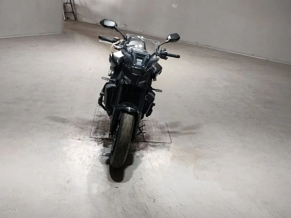 Yamaha MT-09 2025, чёрный, фото 3