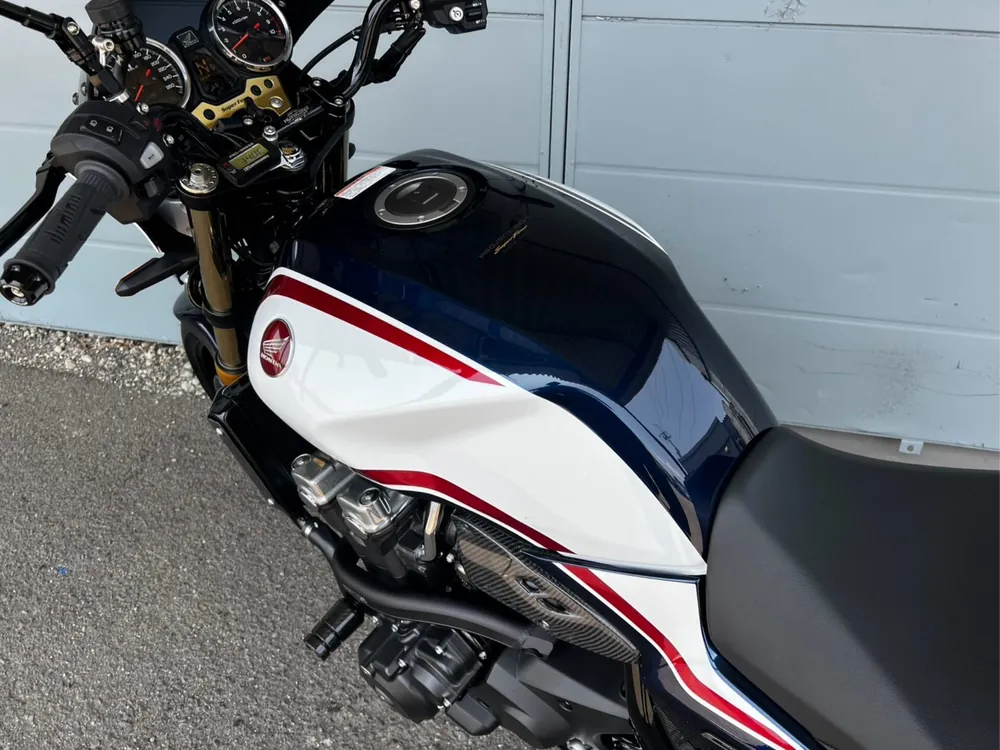 Honda CB1300 2024, blue / white, фото 10