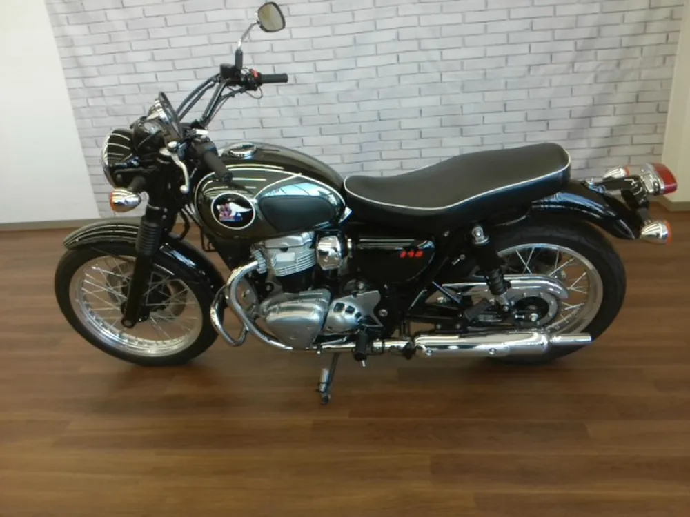 Kawasaki W800-2, зелёный, фото 2