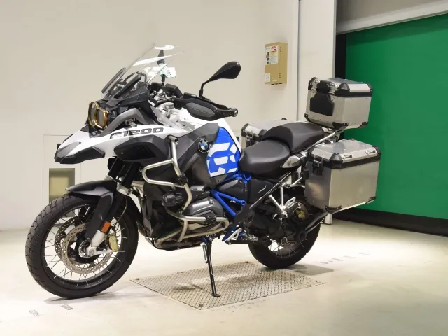 BMW R1200GS Adventure 2018, white | blue, фото 4