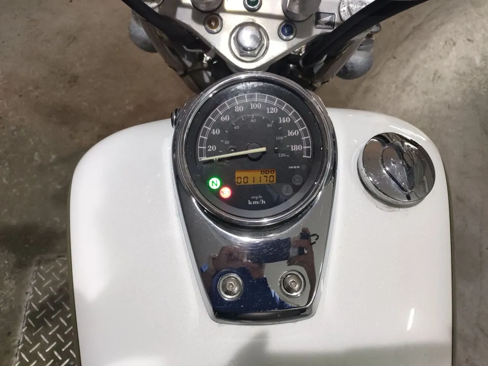 Honda Shadow 750 2009, white / gold, фото 5