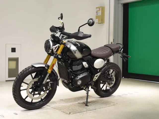 Triumph Scrambler 400 X 2026, black | gunmetal, фото 4