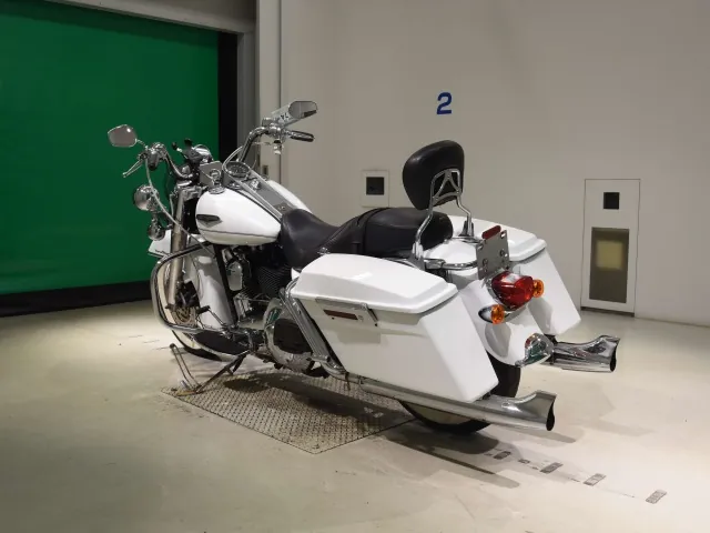 Harley-Davidson FLHRC1580 2000, белый, фото 6